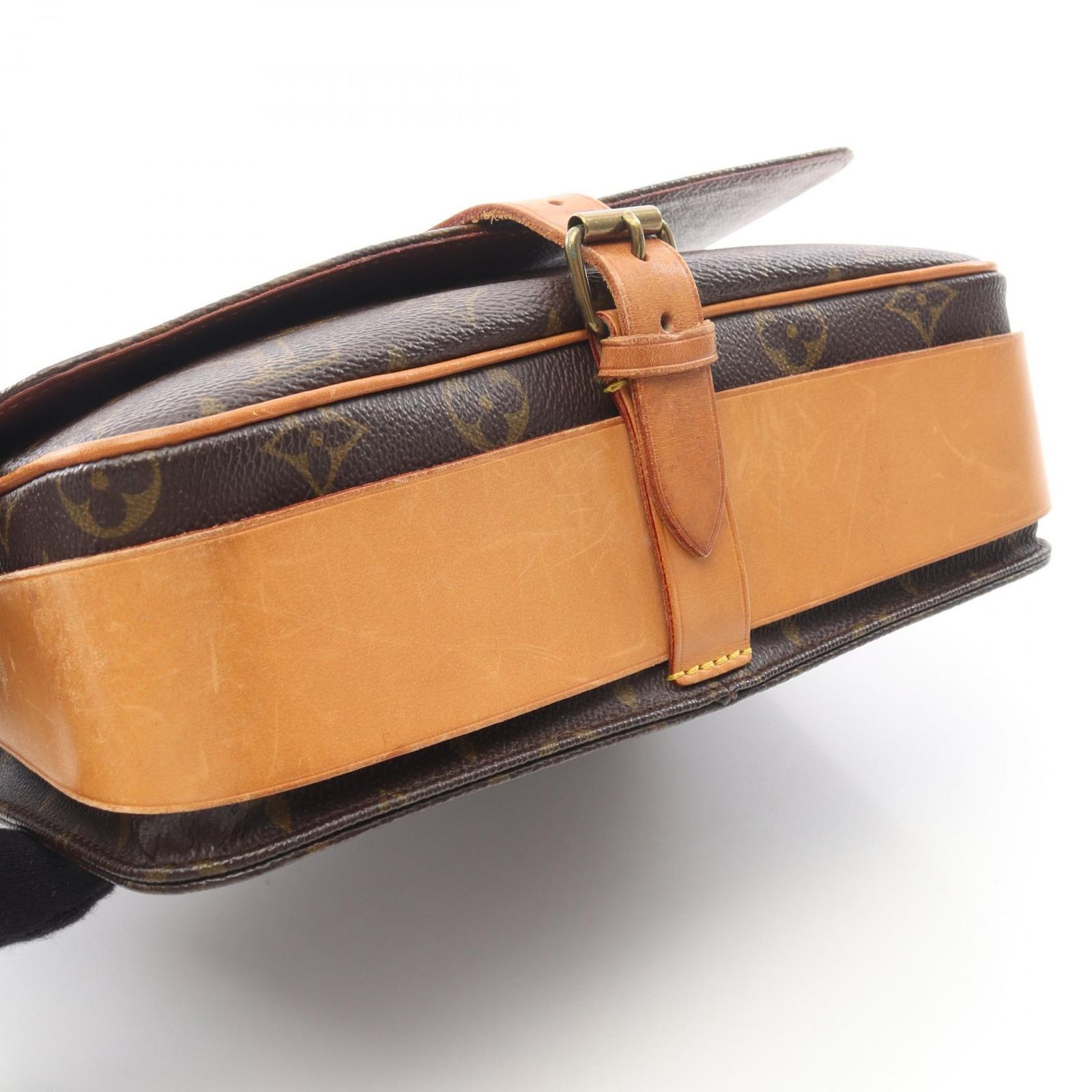 ルイ・ヴィトン LOUIS VUITTON ショルダーバッグ カルトシエールGM