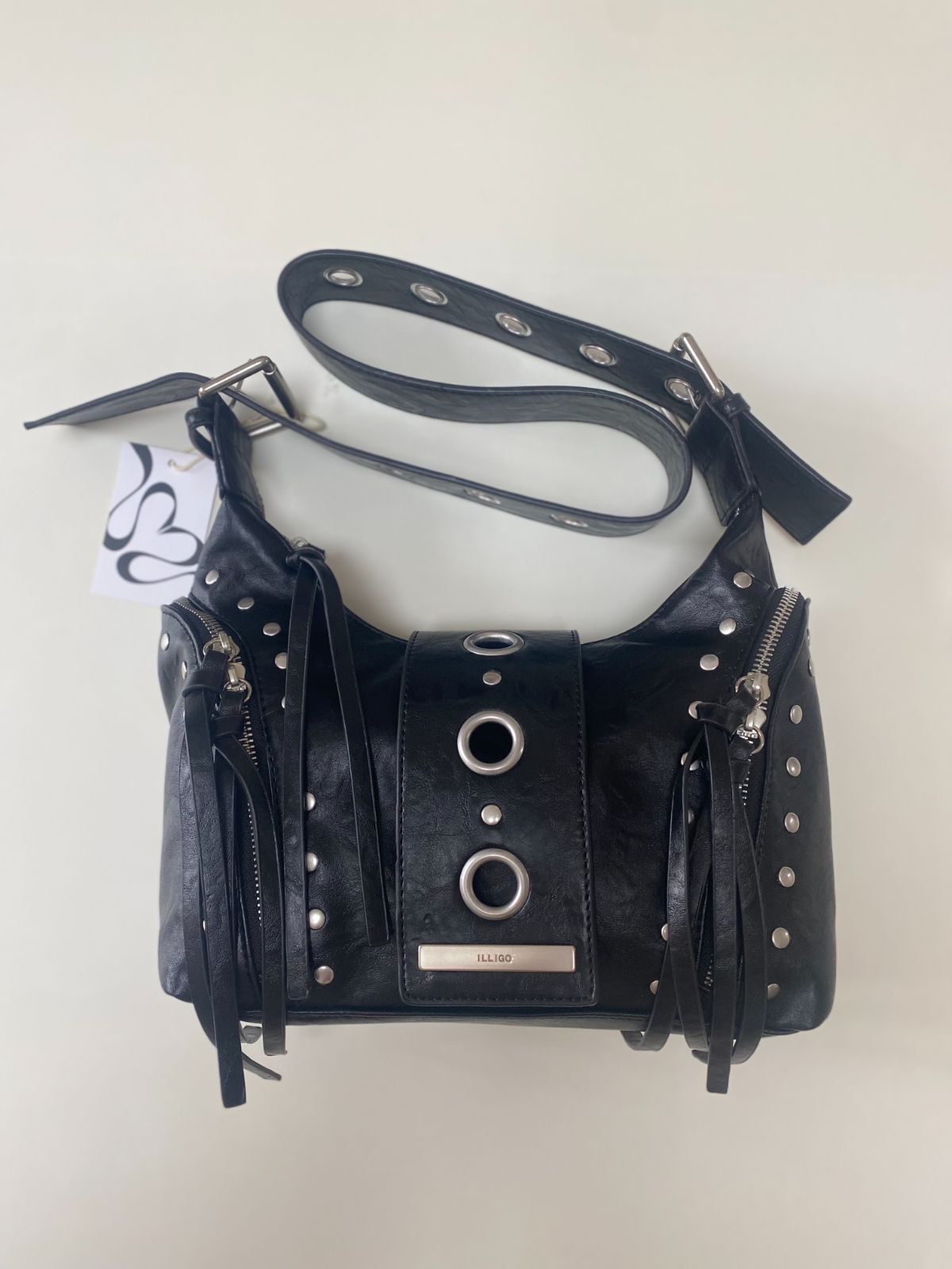 ILLIGO アイレット ビッグ ショルダーバッグ Leaf Eyelet Big Shoulder