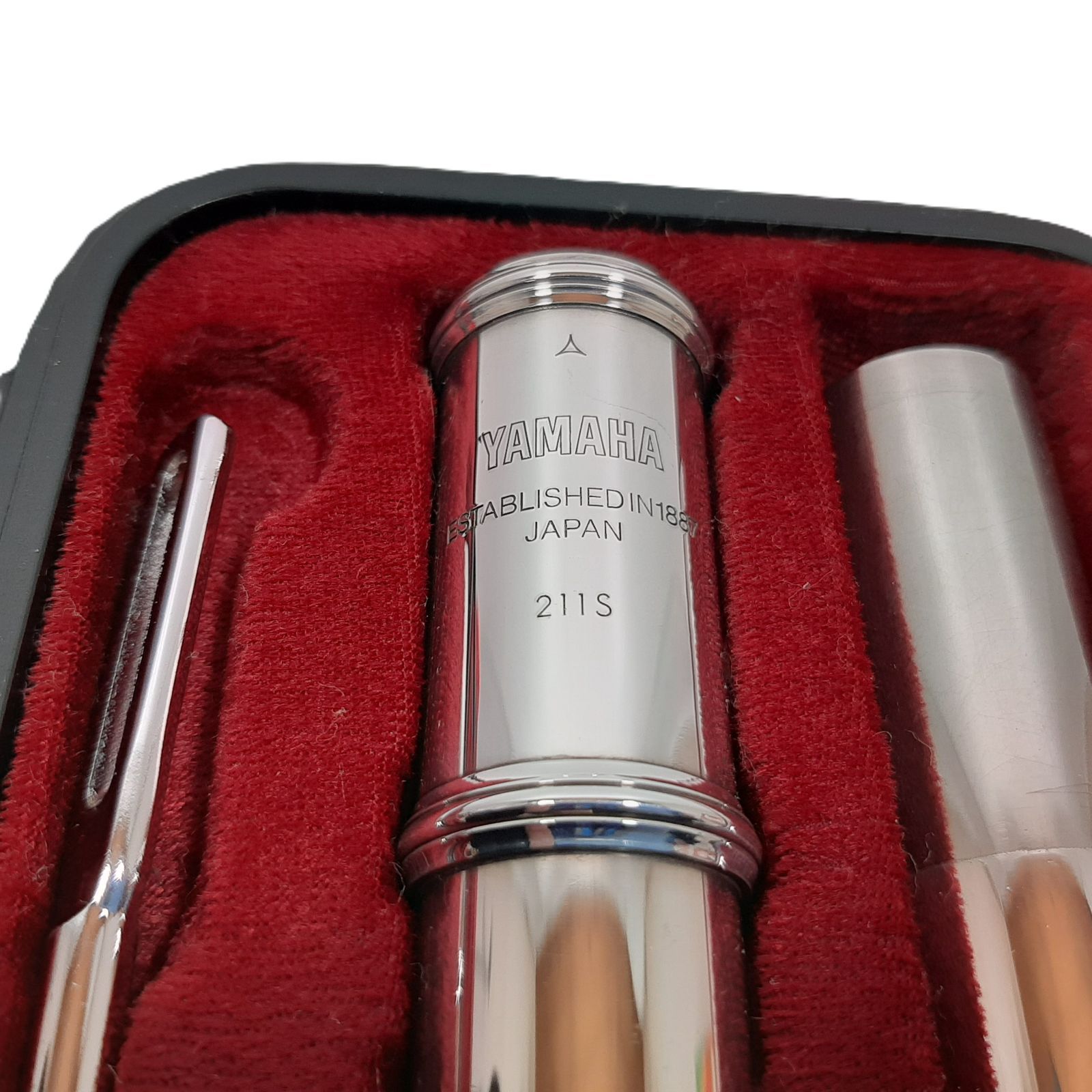 YAMAHA YFL-211S Eメカ ヤマハ フルート ハードケース付き 257414