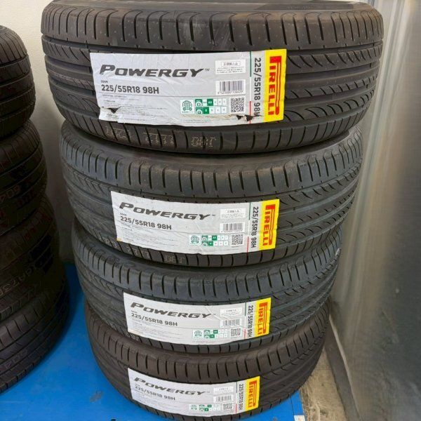 車 2024年製 ピレリ パワジー 215/60R16 バリ溝80％ 4本