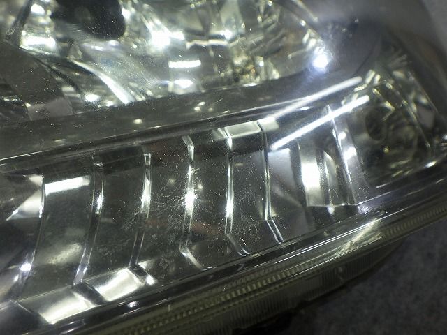 デリカD5 ヘッドライト 左右 HID CV 前期 100-87918 9301C536/D291