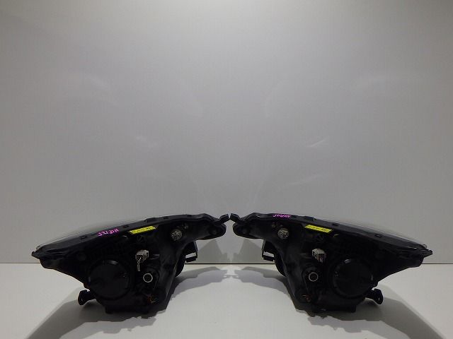 ラクティス ヘッドライト左右 HID NCP 120/125 前期 52-212 3 81110