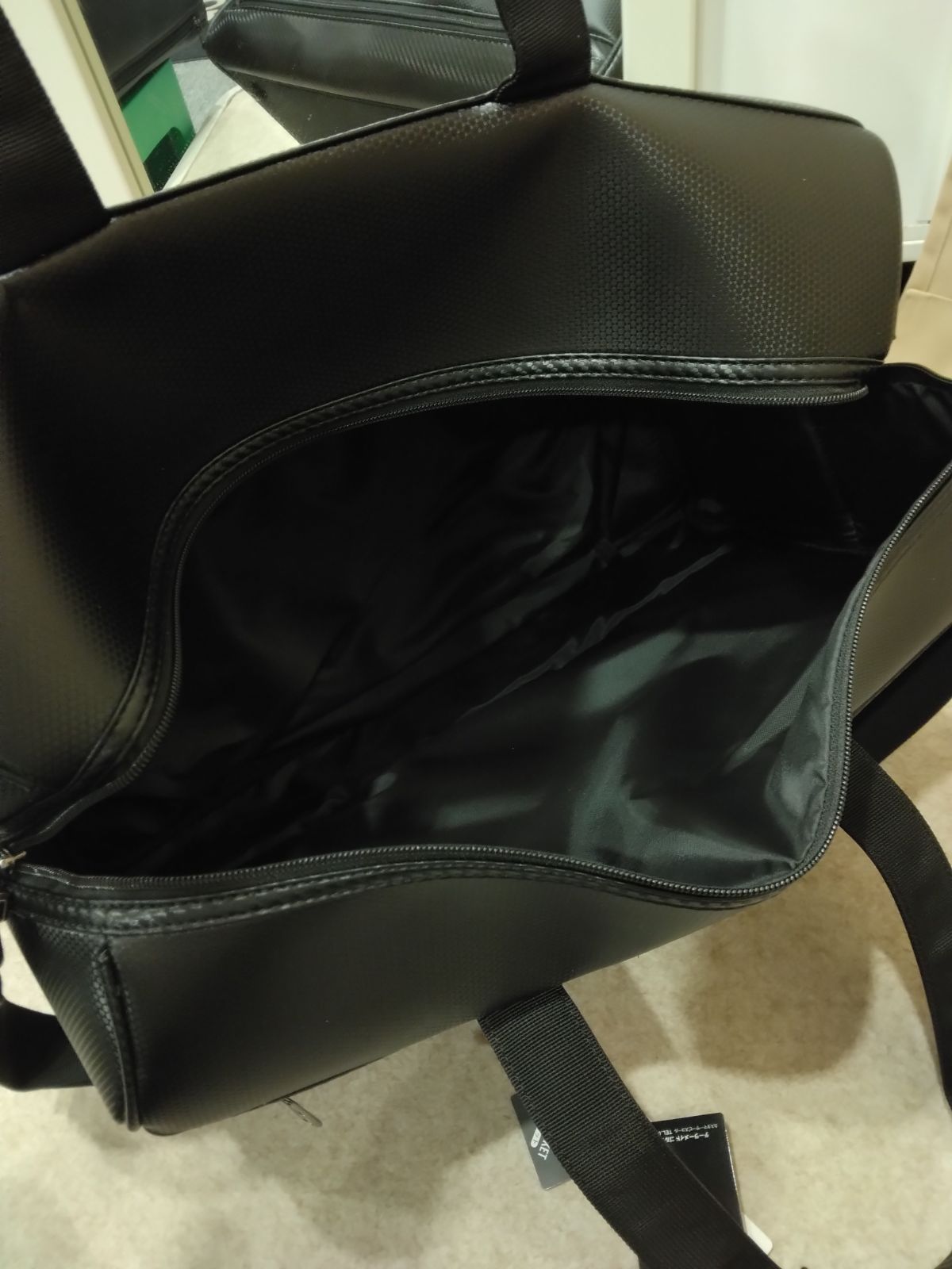 新品未使用】テーラーメイド オーステック ボストンバッグ UN726