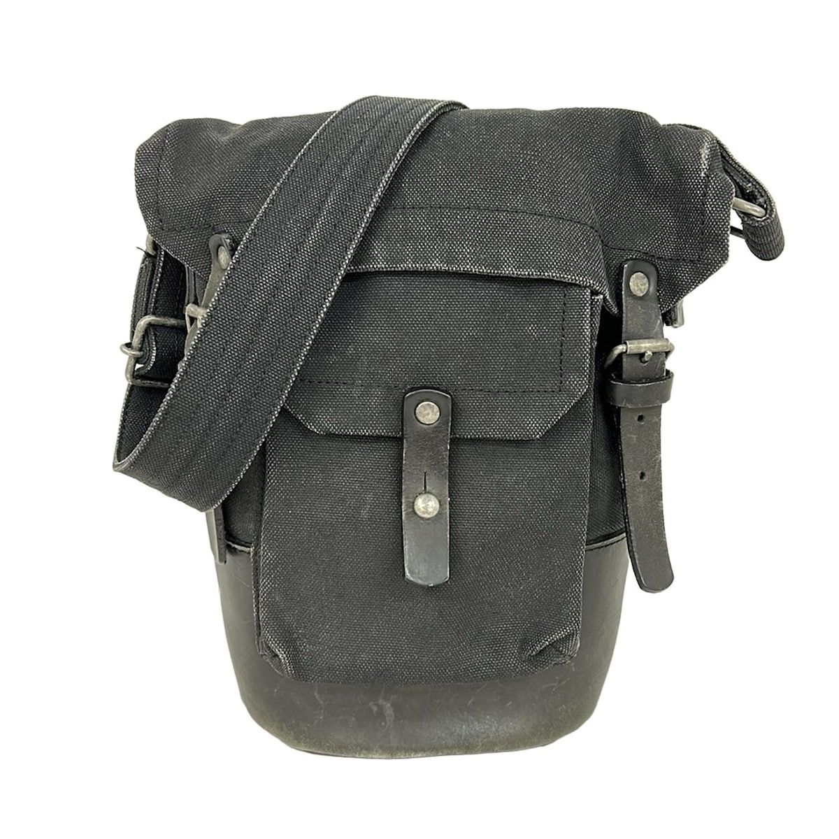 DRIES VAN NOTEN(ドリスヴァンノッテン) ショルダーバッグ - 黒 レザー