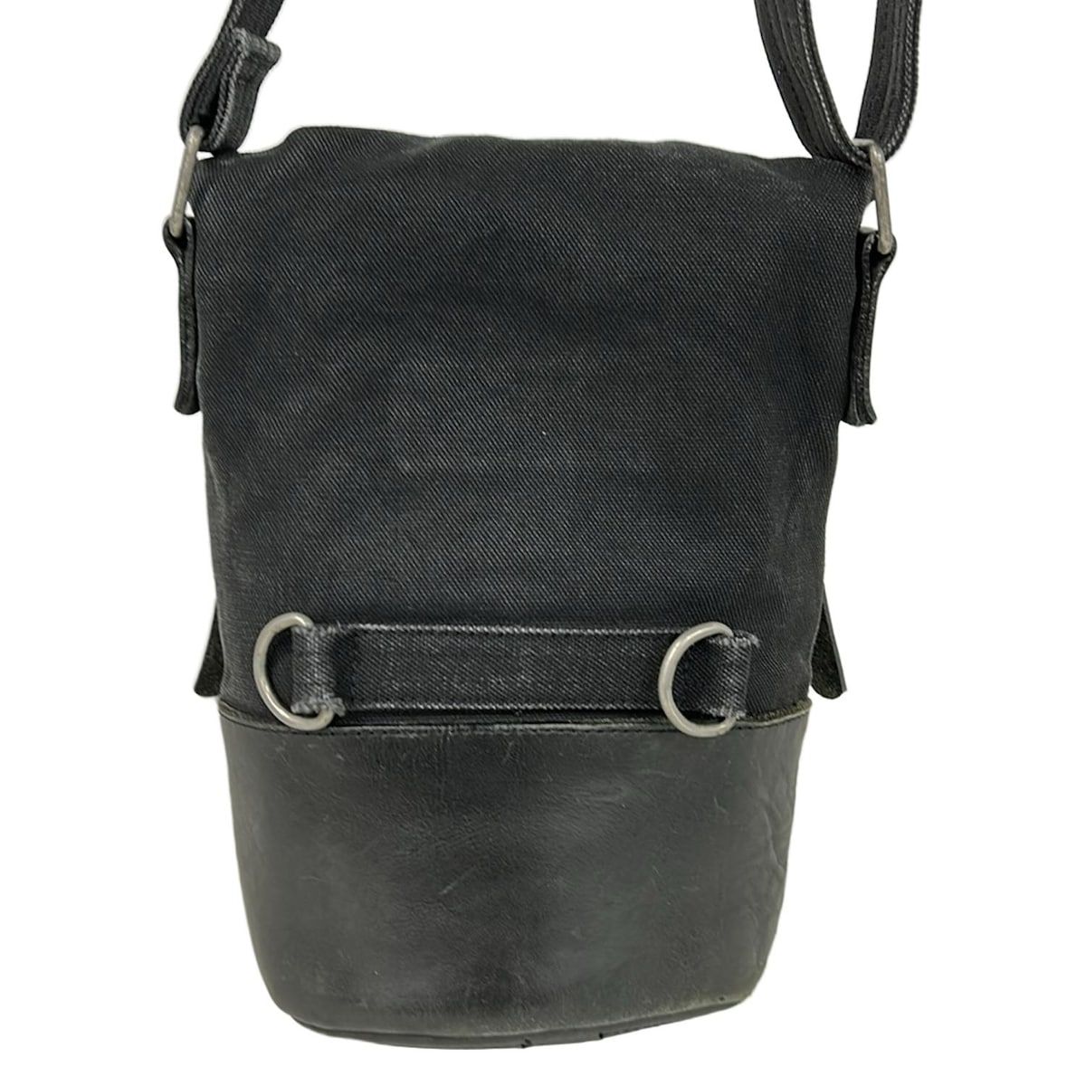 DRIES VAN NOTEN(ドリスヴァンノッテン) ショルダーバッグ - 黒 レザー