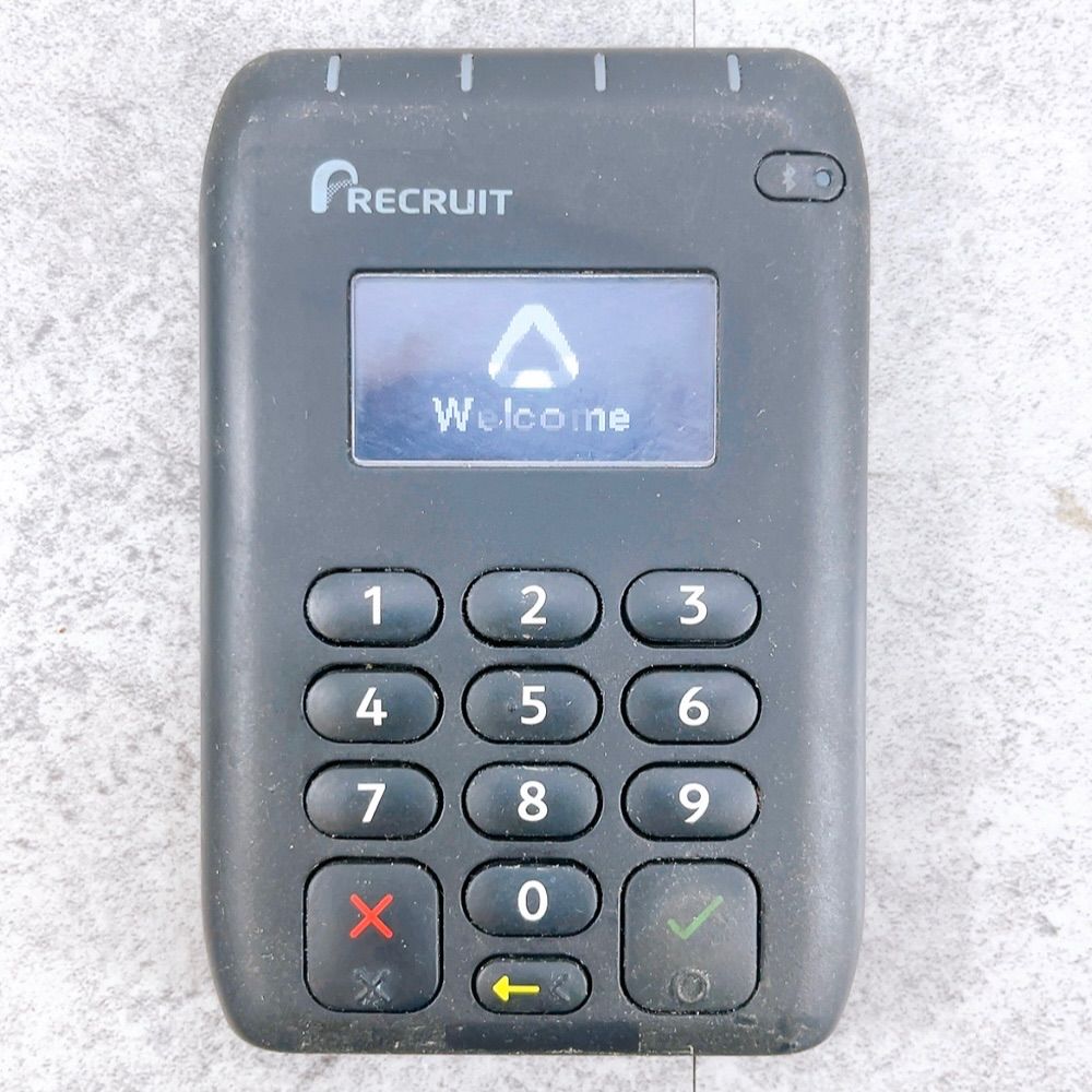 Airペイ カードリーダー MIURA M010-PROD38-V2-3 ブラック - メルカリ