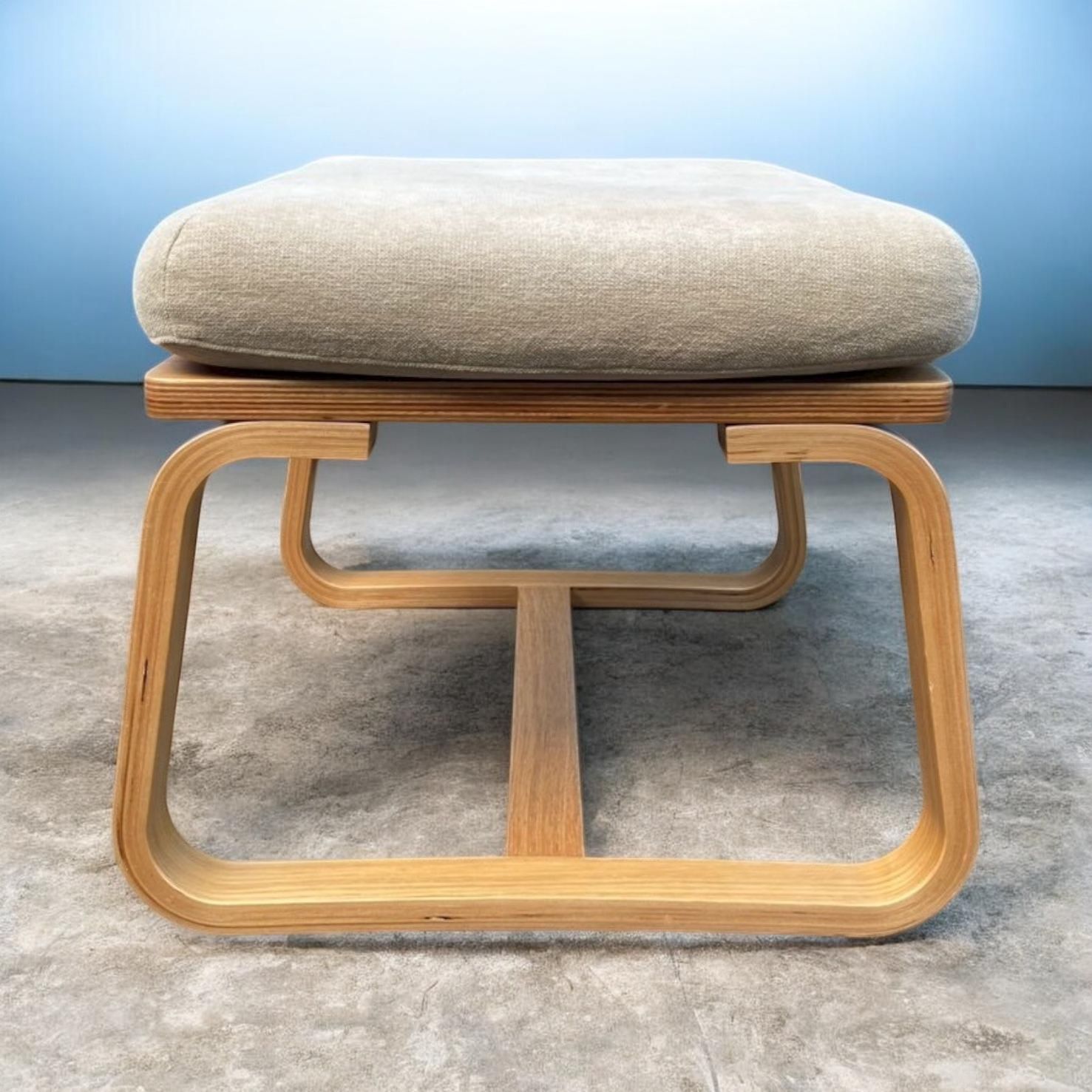 無印良品】オットマン｜リビングでもダイニングでもつかえるベンチ