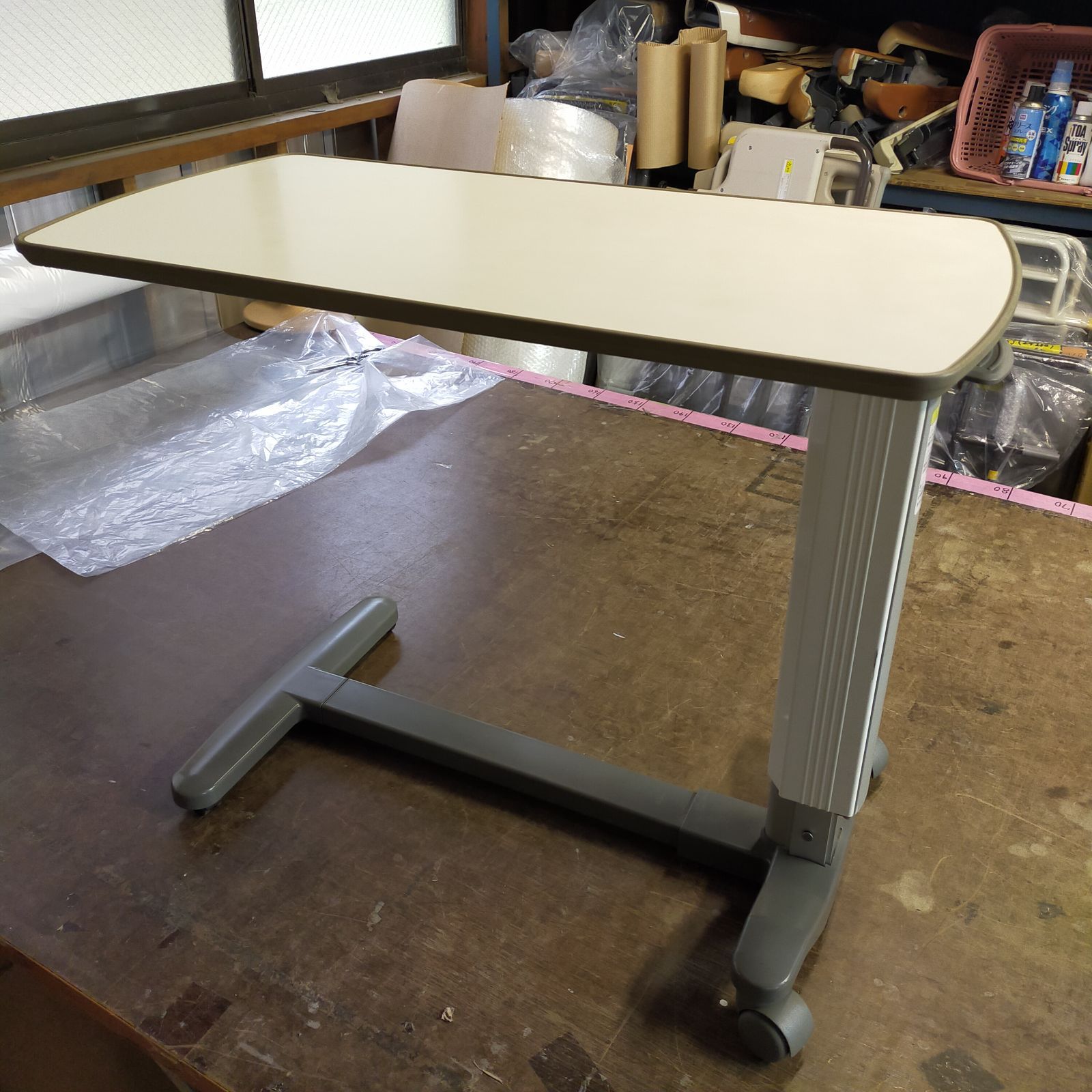 OT-15113) PARAMOUNT パラマウントベッド KF-192 サイドテーブル