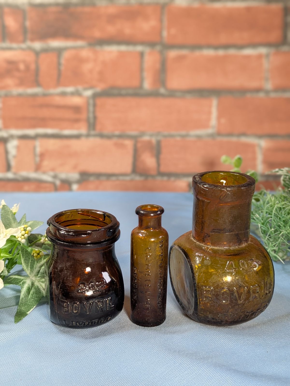 イギリス アンティーク ガラスボトル 3本セット BOVRILボブリル