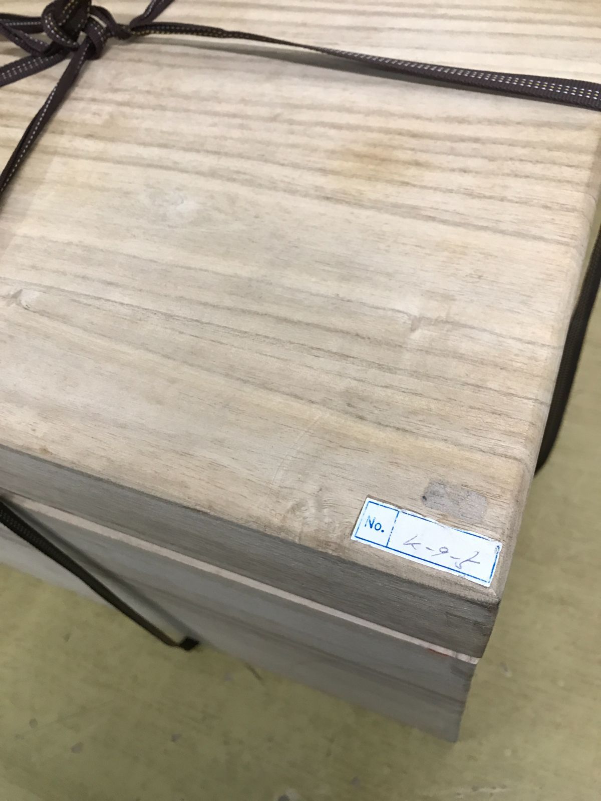 B042 古岩陶塾研究所 古岩 金興福 青磁 花瓶 - メルカリ