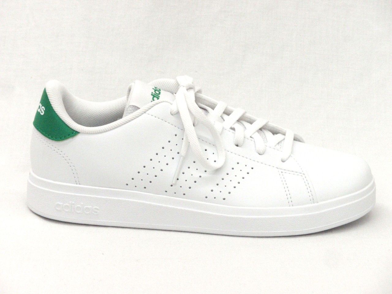 レディーススニーカー 白色 アディダス adidas ID3889 ホワイト