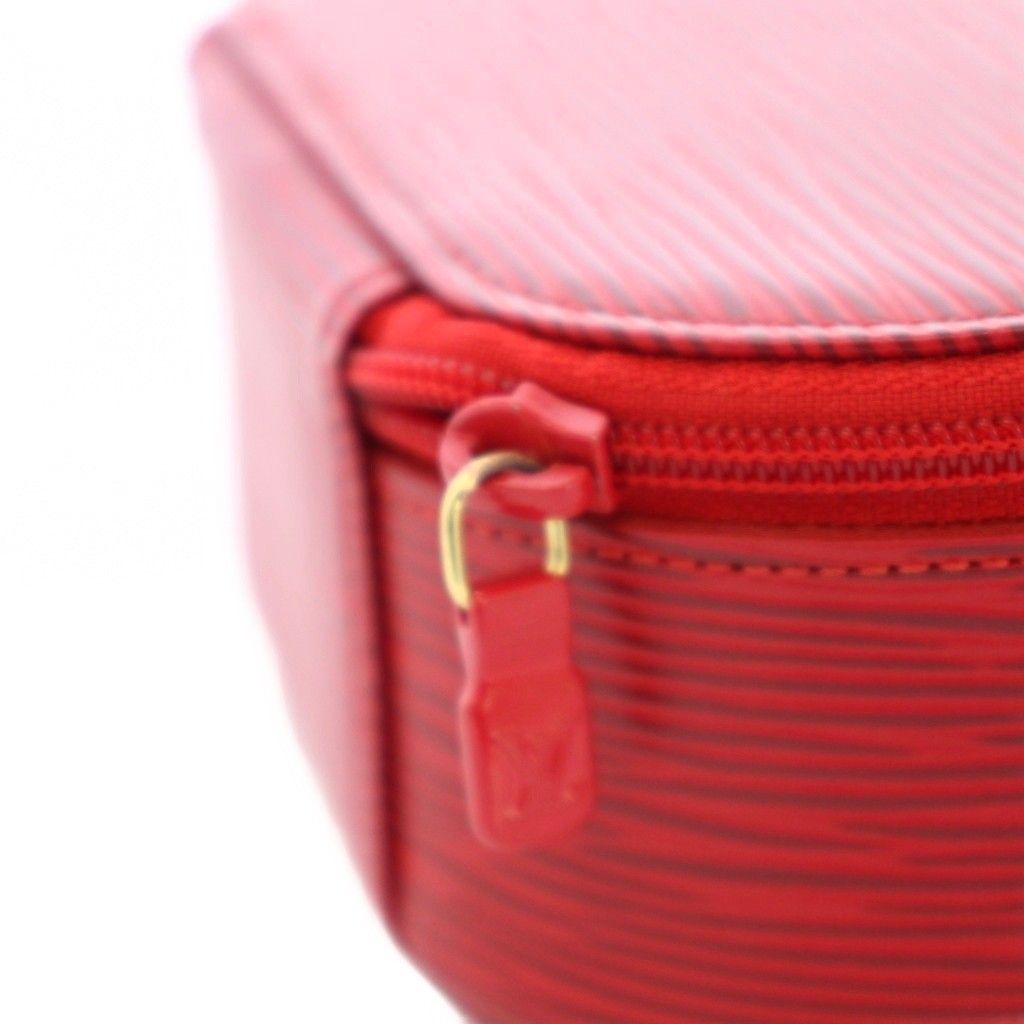 ルイヴィトン LOUIS VUITTON エピ エクランビジュー8 ポーチ