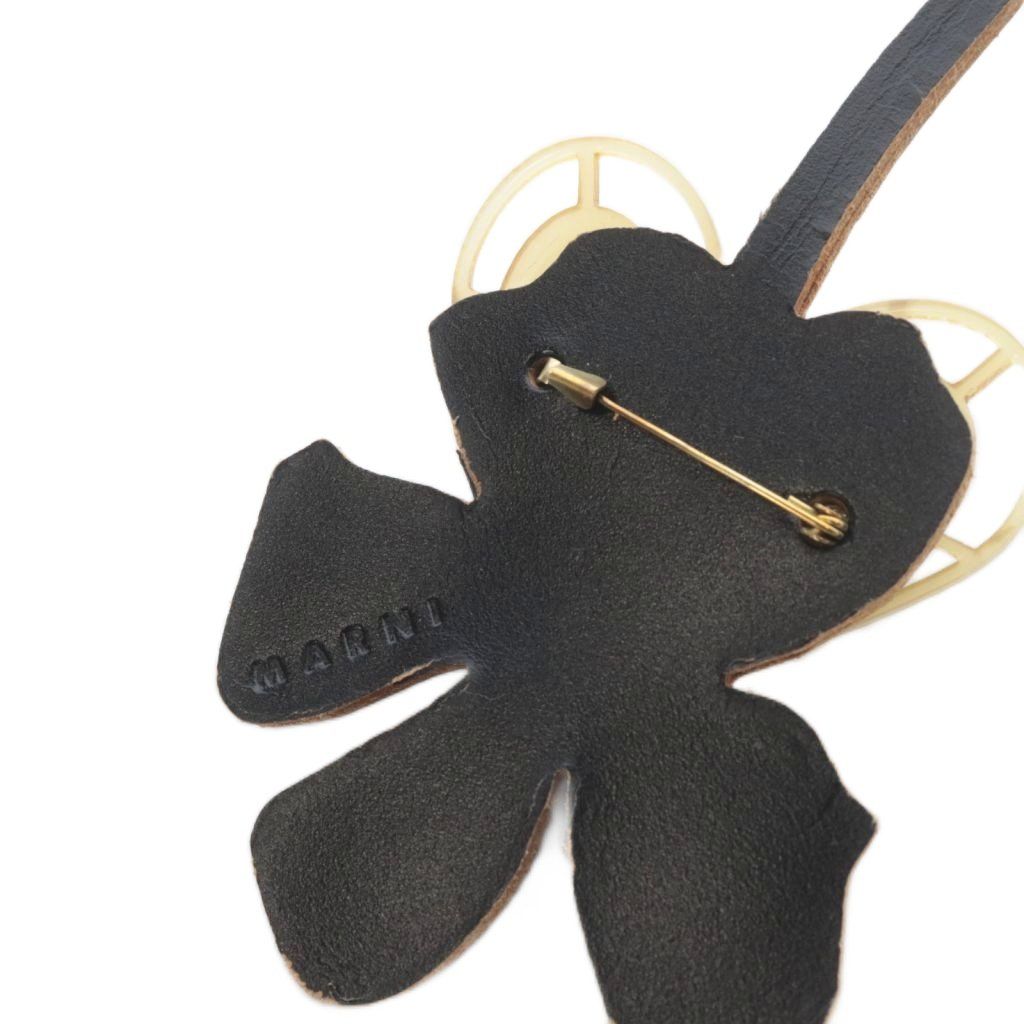 マルニ MARNI レザー フラワーモチーフ ブローチ 黒 - メルカリ