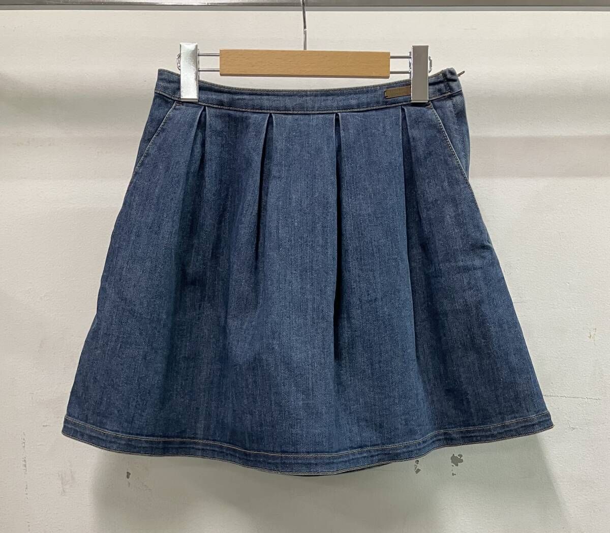 BURBERRY BLUE LABEL バーバリー ブルーレーベル ニムスカート フレア