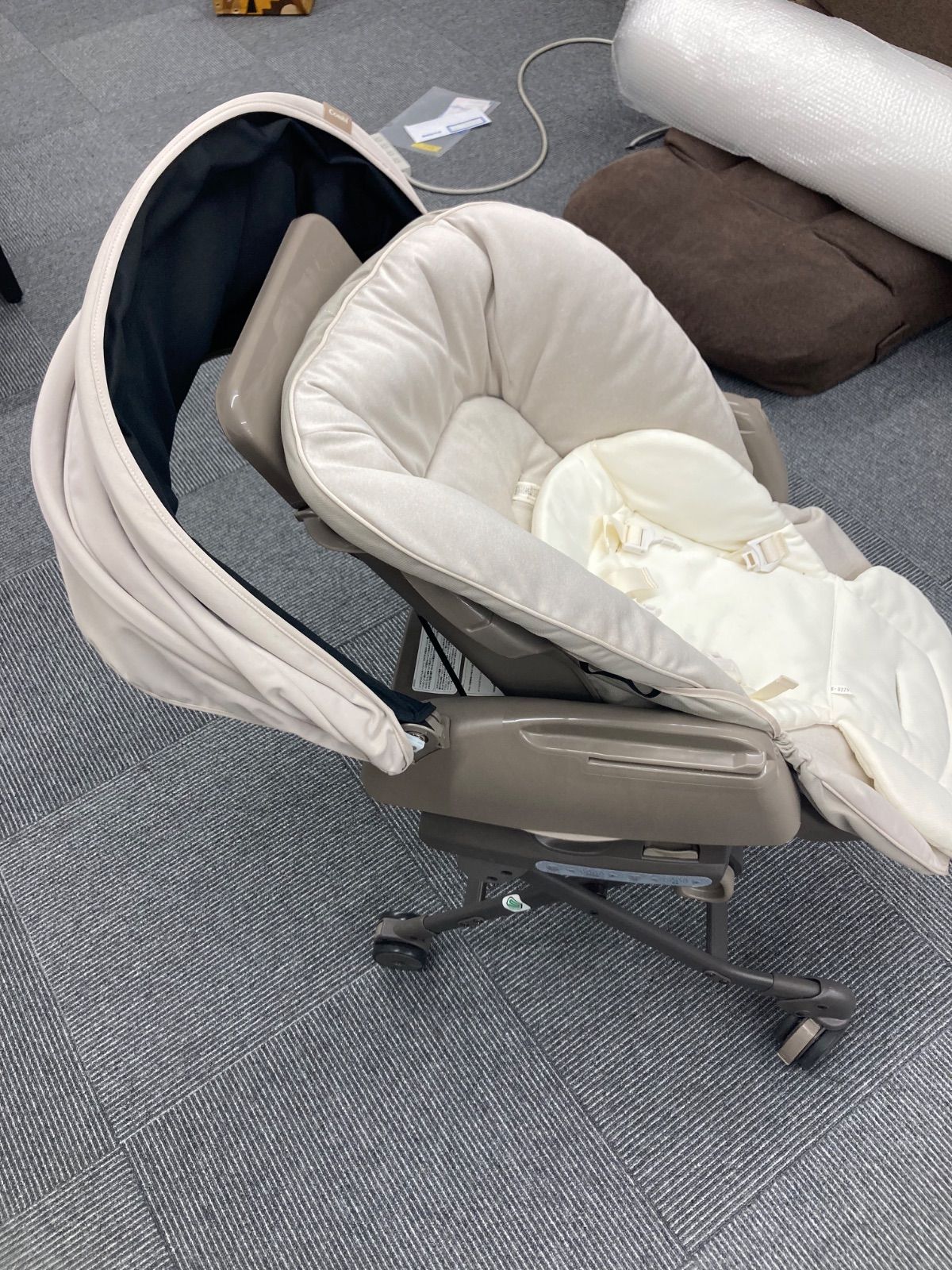 0 コンビ ネムリラ AUTO SWING LM ミントグレー 電動ハイローチェア