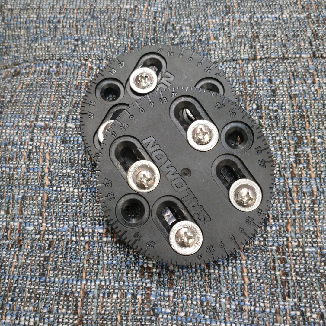 ムラスポ公式】SALOMON サロモン RHYTHM リズム（ブラック） Mサイズ