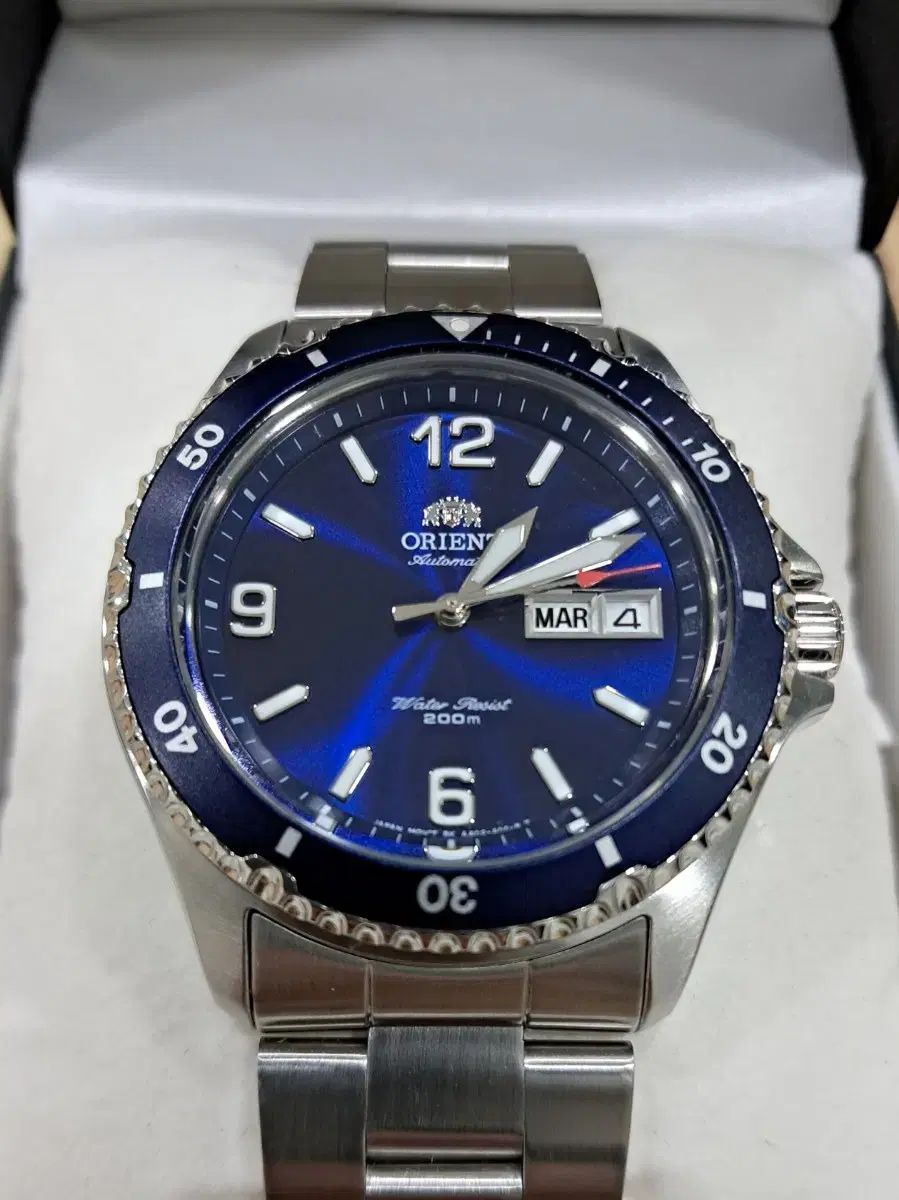 防水 ダイバーズウォッチ