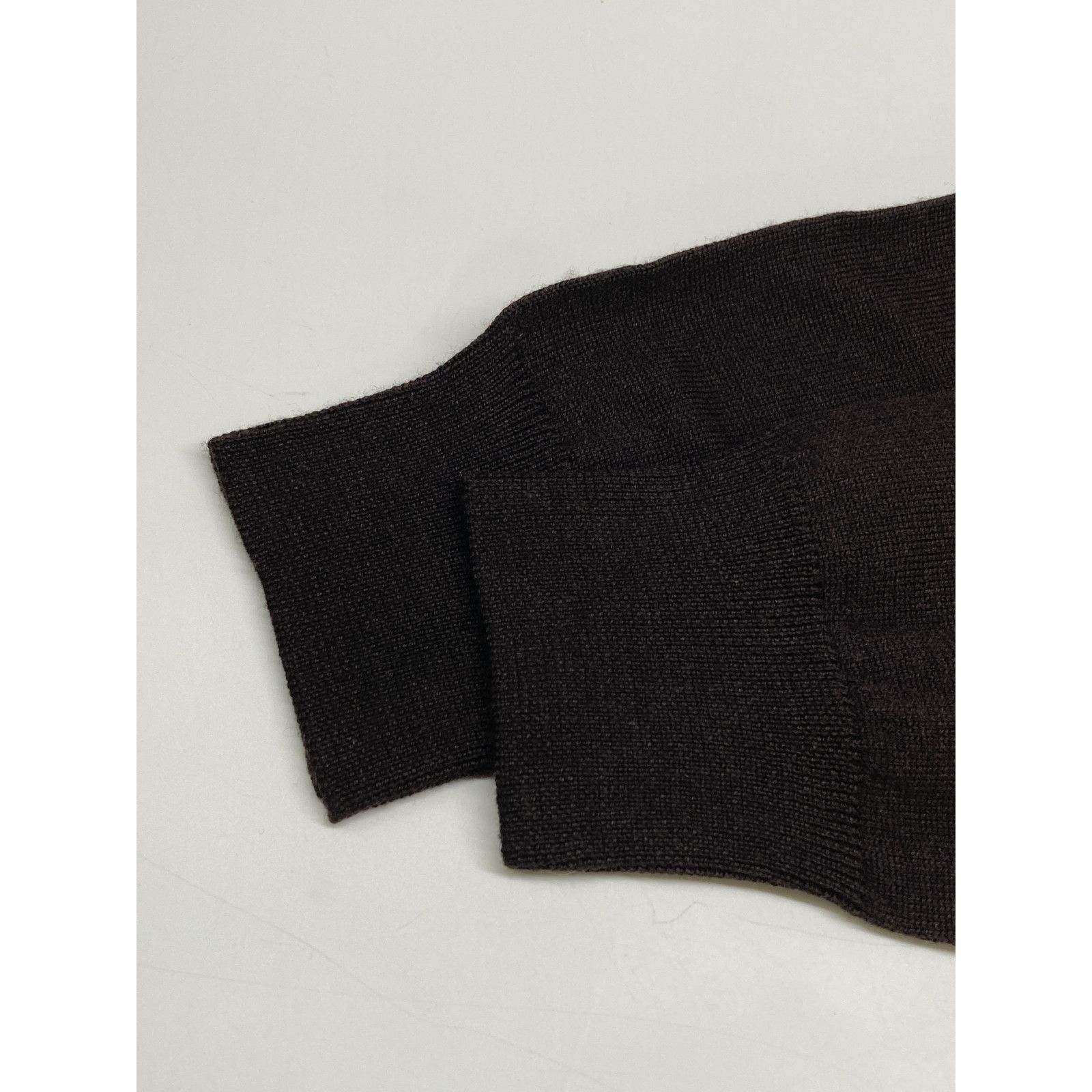 GUCCI グッチ ﾌﾞﾗｳﾝ ｶｼﾐﾔｼﾙｸ ﾀｰﾄﾙﾈｯｸﾆｯﾄ M - メルカリ