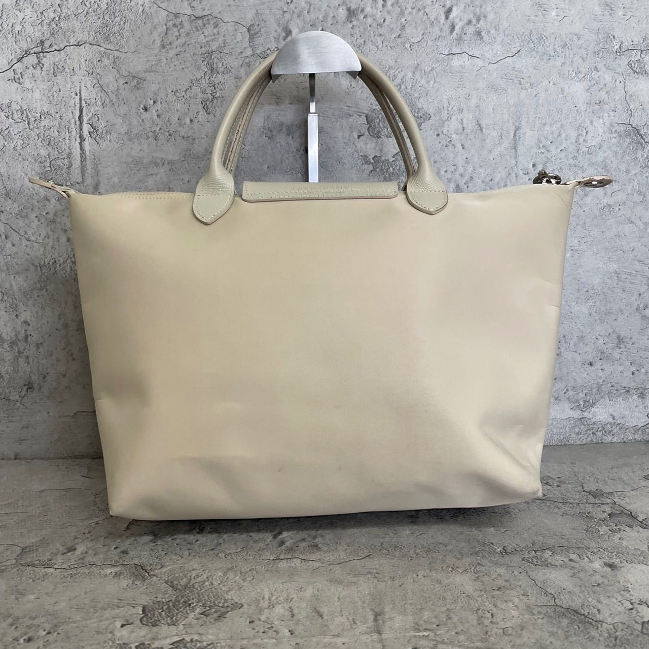 A4収納可 Longchamp ロンシャン ハンドバッグ プリアージュ ネオ 
