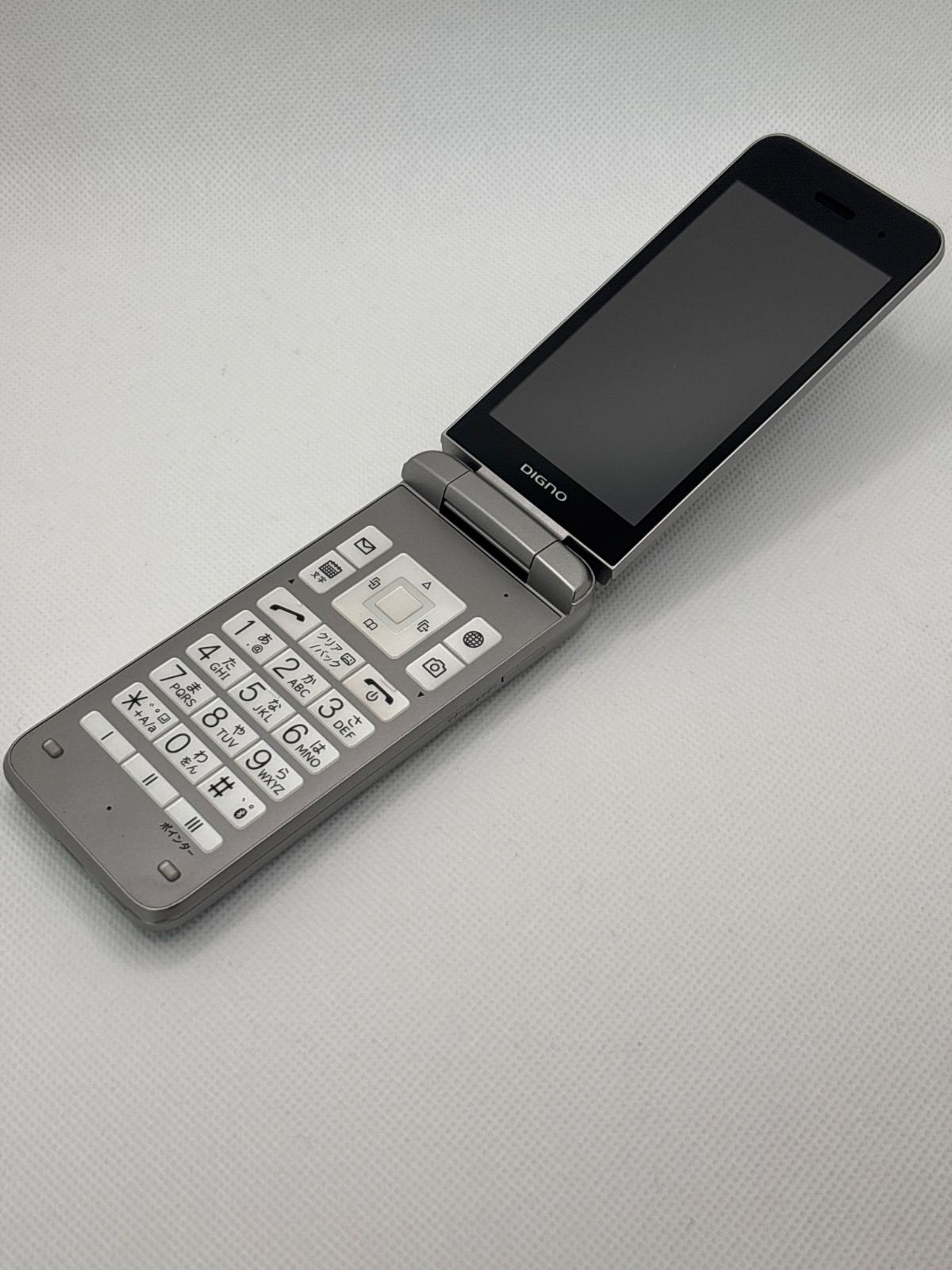 DIGNOケータイ4 A202KC シルバー 中古 SIMロック解除済 - メルカリ