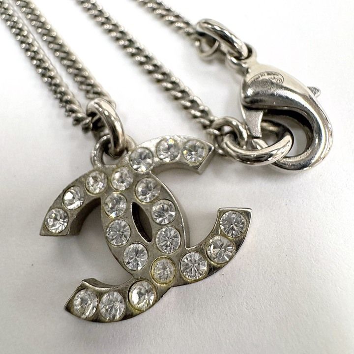 CHANEL シャネル ネックレス ココマーク×ラインストーン シルバー F13V