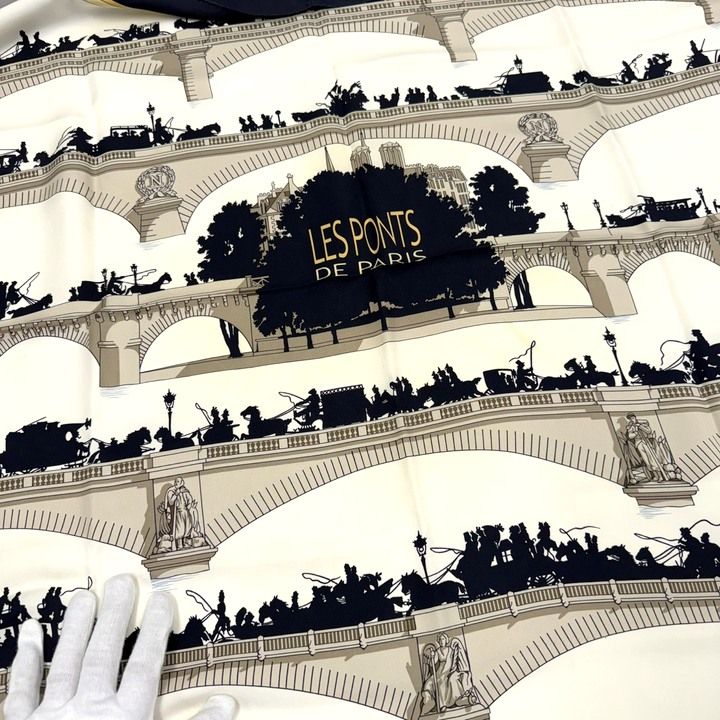 HERMES エルメス カレ90 スカーフ LES PONTS DE PARIS パリの橋 シルク
