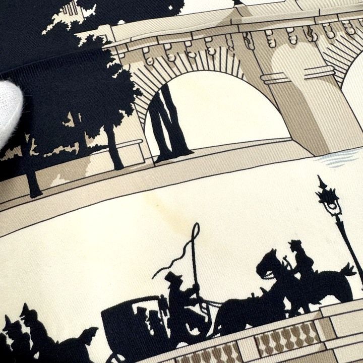 HERMES エルメス カレ90 スカーフ LES PONTS DE PARIS パリの橋 シルク