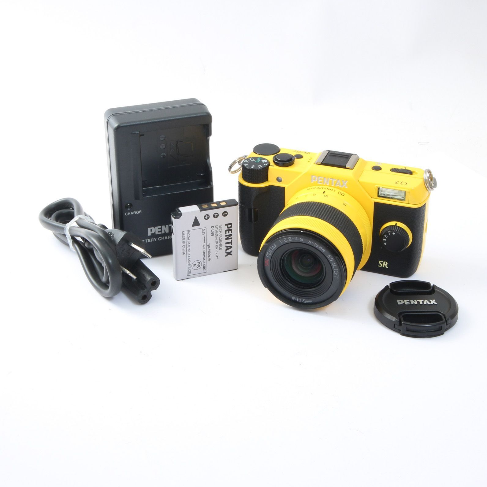 PENTAX ペンタックス Q7 イエロー + SMC PENTAX 5-15mm F2.8-4.5 ED AL