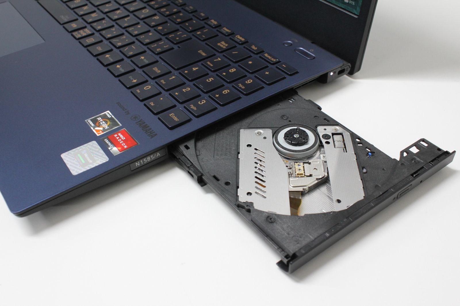 NEC LAVIE N15 Ryzen7 SSD1TB 16GB Cランク - メルカリ