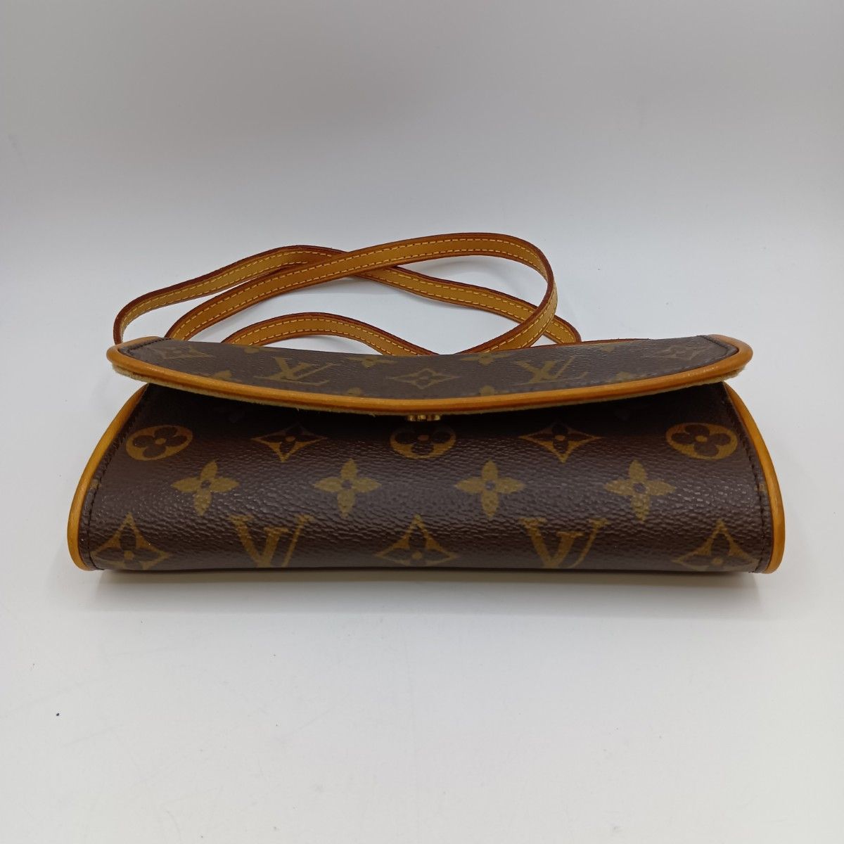 LOUIS VUITTON(ルイヴィトン) モノグラム ポシェットツインPM 