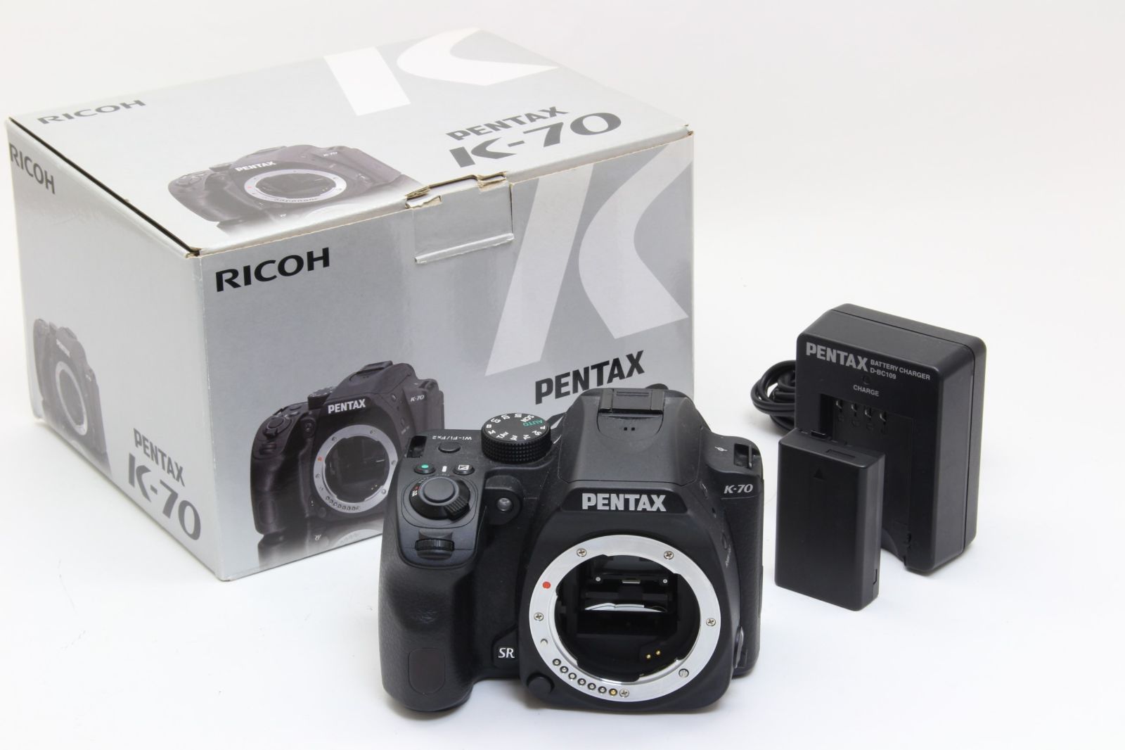 A+ (美品) PENTAX ペンタックス K-70 ボディ ショット数1668回 初期