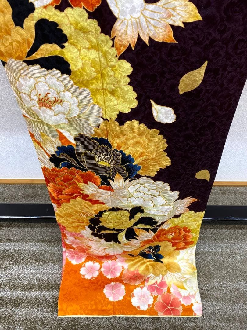 振袖 ROLA 刺繍 金彩 紋意匠 牡丹 身丈cm 撥水加工済 MO3491 振袖 ROLA 刺繍 金彩 紋意匠 牡丹 身丈cm 撥水加工済 MO3491 | ヤマダ