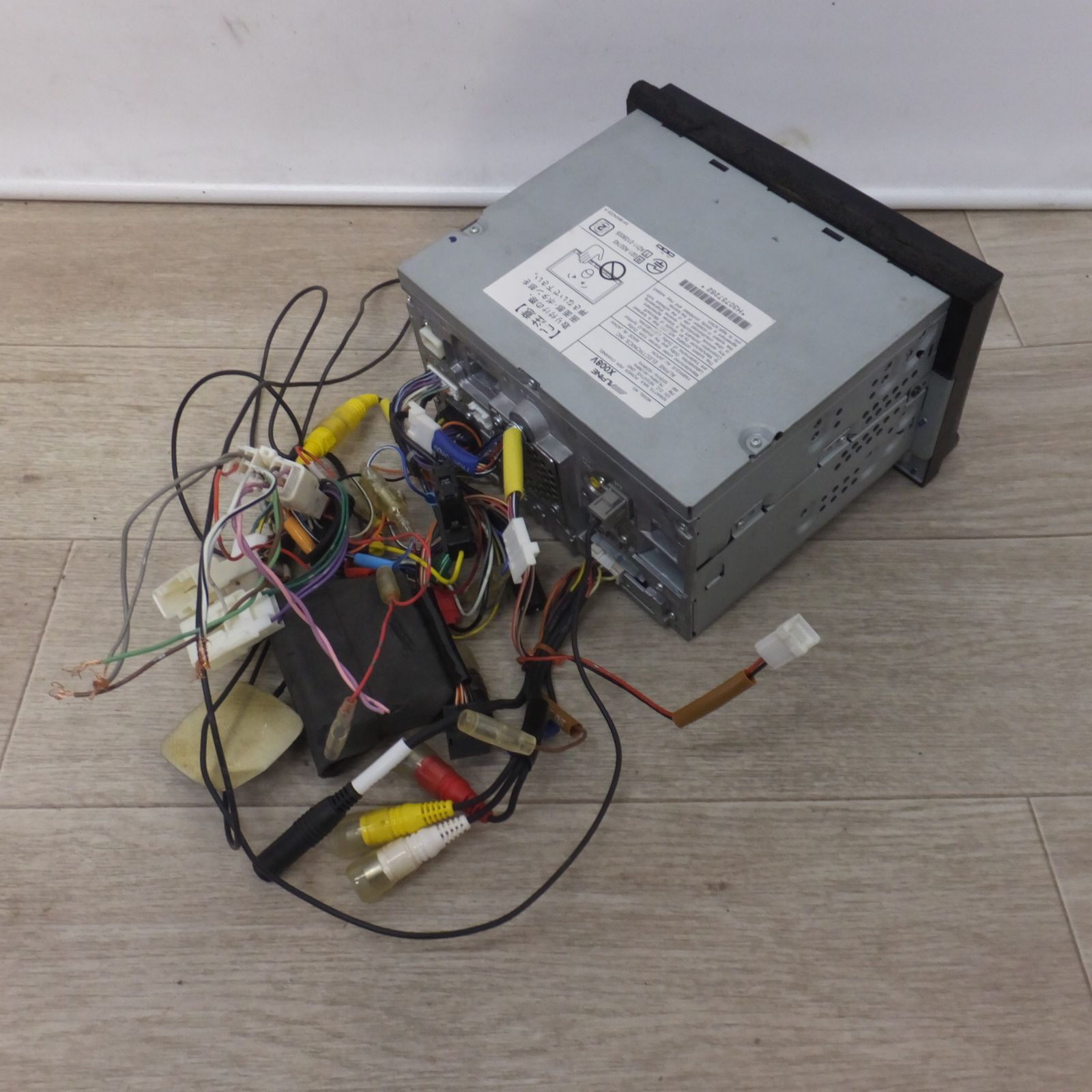 送料無料] ジャンク☆アルパイン ALPINE 8型スーパークリアLED液晶WVGA