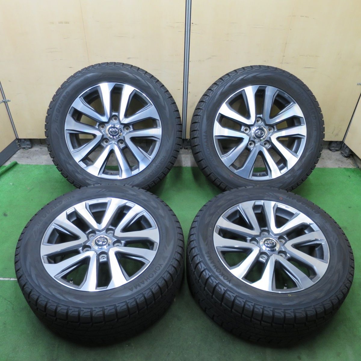 バリ溝！24年！キレイ！9.5分☆トヨタ ランクル 200 ZX 純正 285/50R20