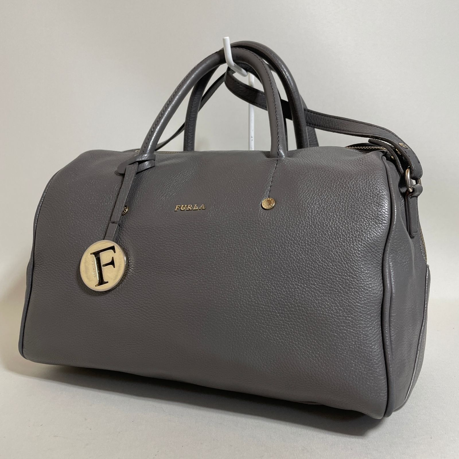 2510-351｜美品｜フルラ 2WAYハンドバッグ レザー グレー - メルカリ