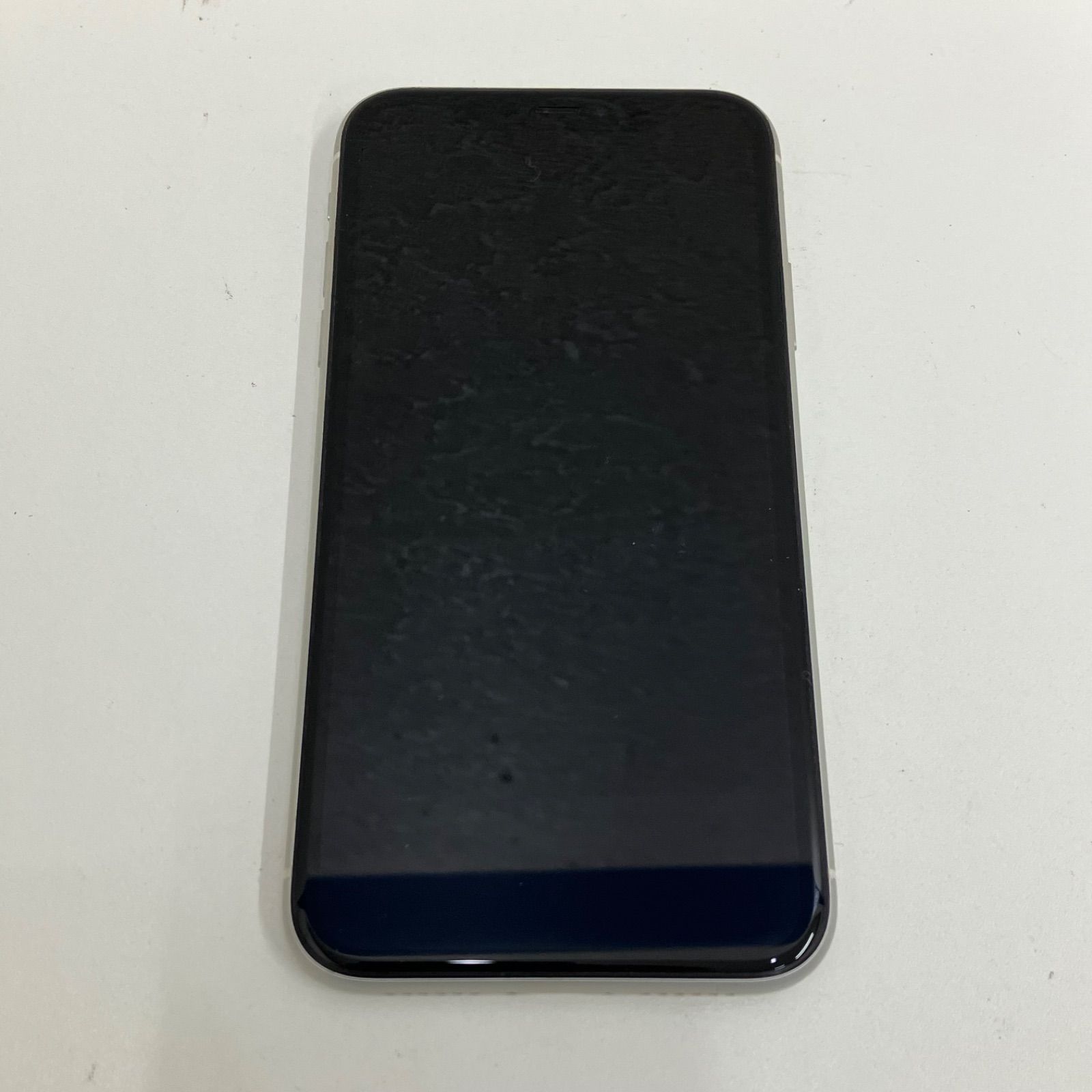 iPhone11 64GB ホワイト SIMフリー 動作確認済 - メルカリ