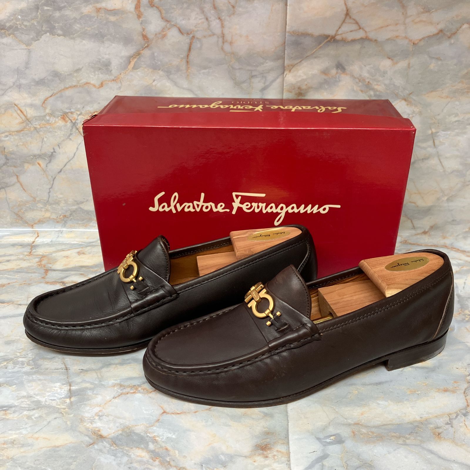 美品］フェラガモ Salvatore Ferragamo ガンチーニ ローファー ダーク