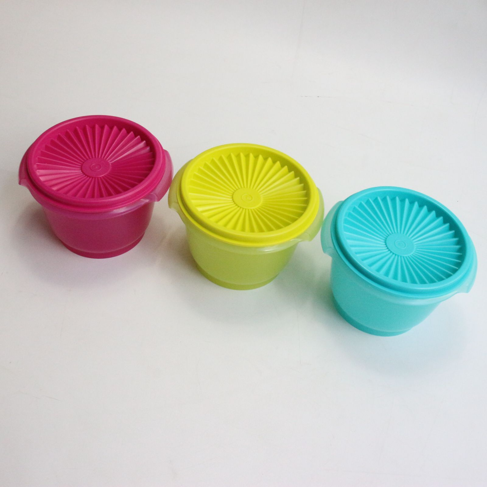 TM_131】Tupperware タッパーウェア bell popy gift・tropical mix