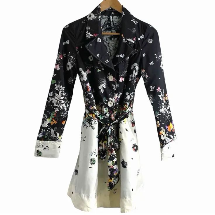 Desigual デシグアル 花柄 ポリエステル コート 38 - メルカリ