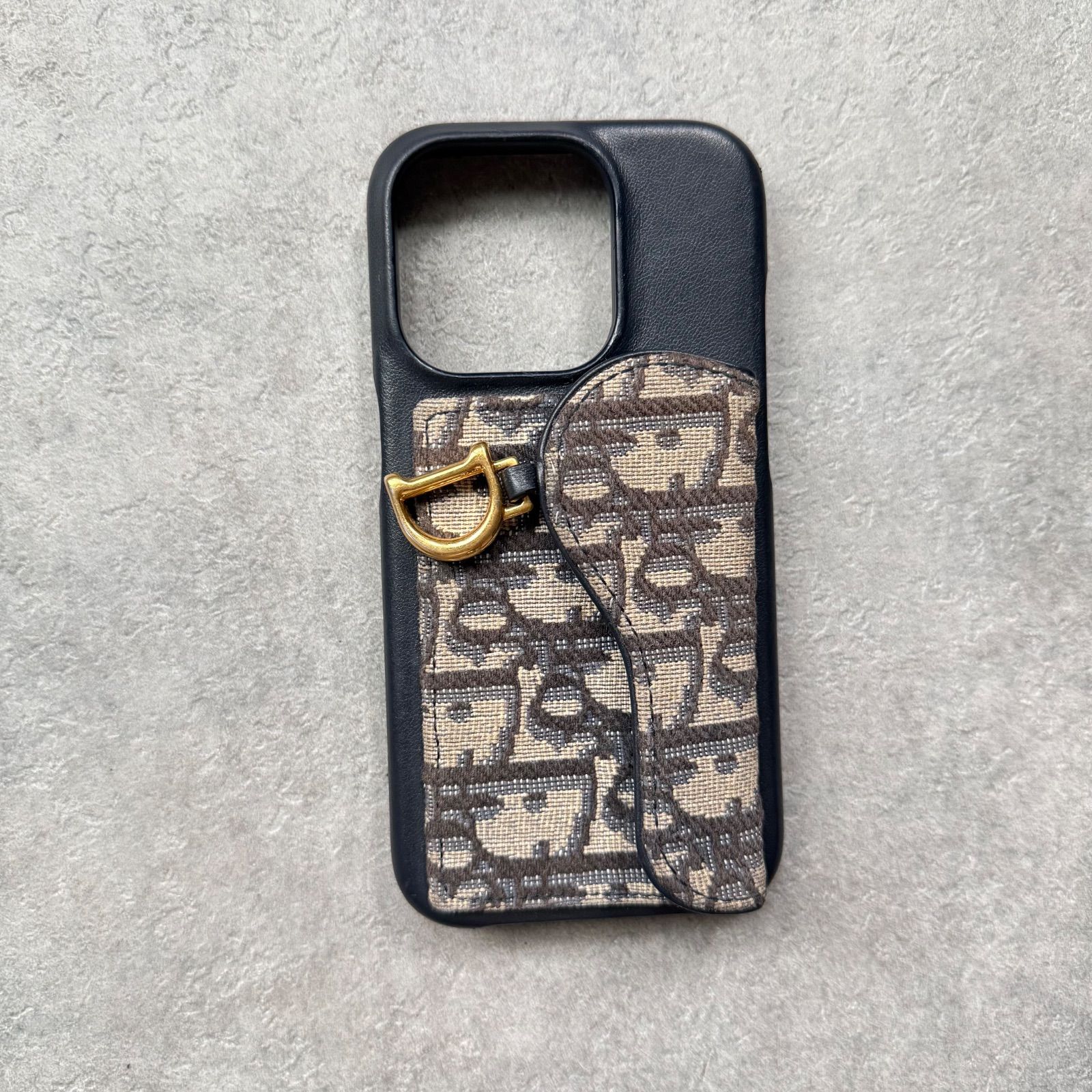 【クリスチャンディオール】iPhone15Pro ケース オブリーク サドル Dior iPhone15Pro ケース オブリーク サドル 紺 - メルカリ