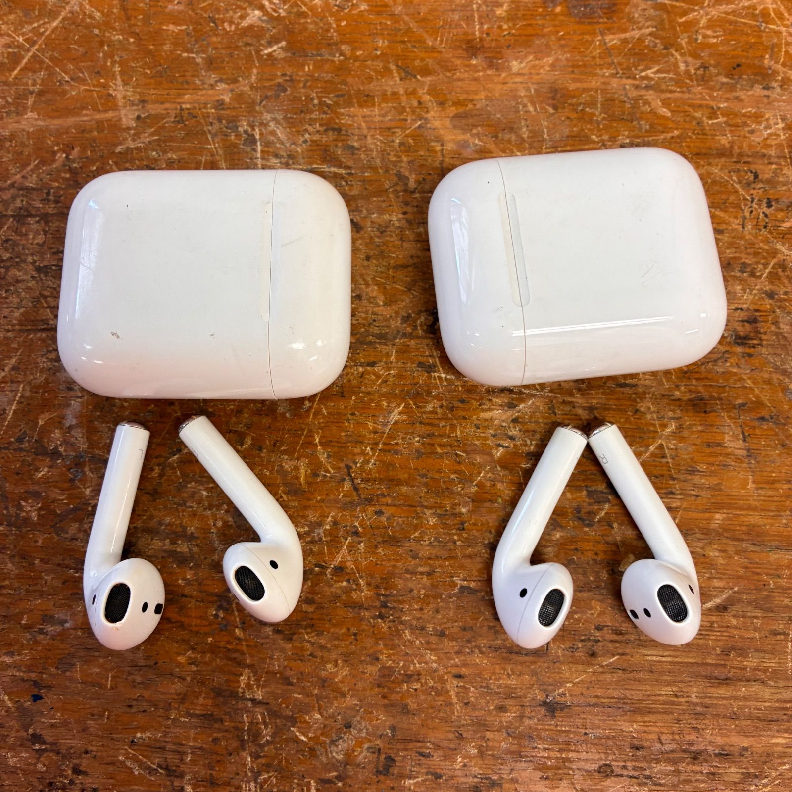 ジャンク品】エアポッツ 2台セット AirPods with Charging Case（第2