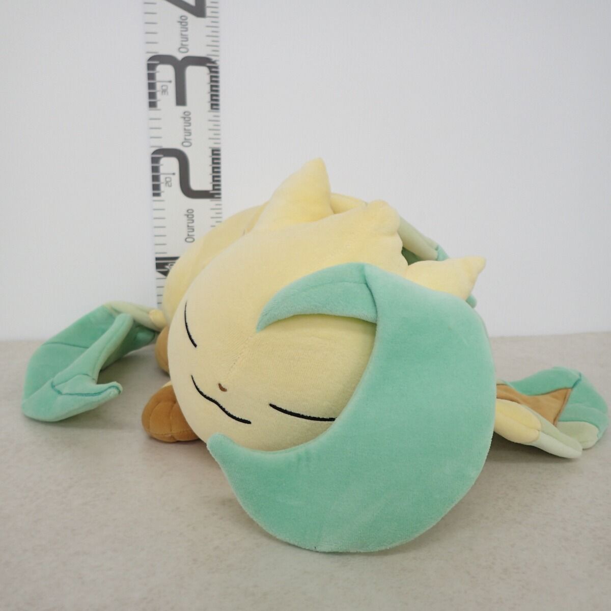 ポケモンセンター ぬいぐるみ すやすやリーフィア 紙タグ無