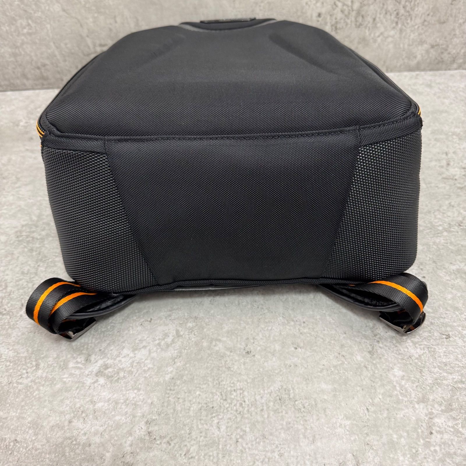 美品】TUMI MCLAREN Velocity Backpack トゥミ×マクラーレン ヴェロ