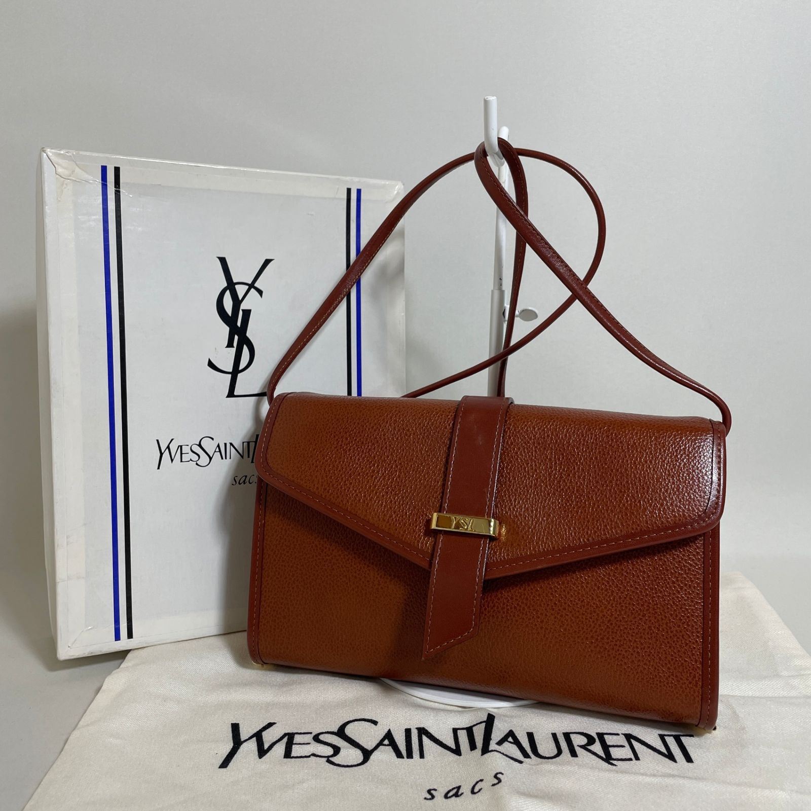美品 イヴサンローラン YSL ヴィンテージ レザー ショルダーバッグ 