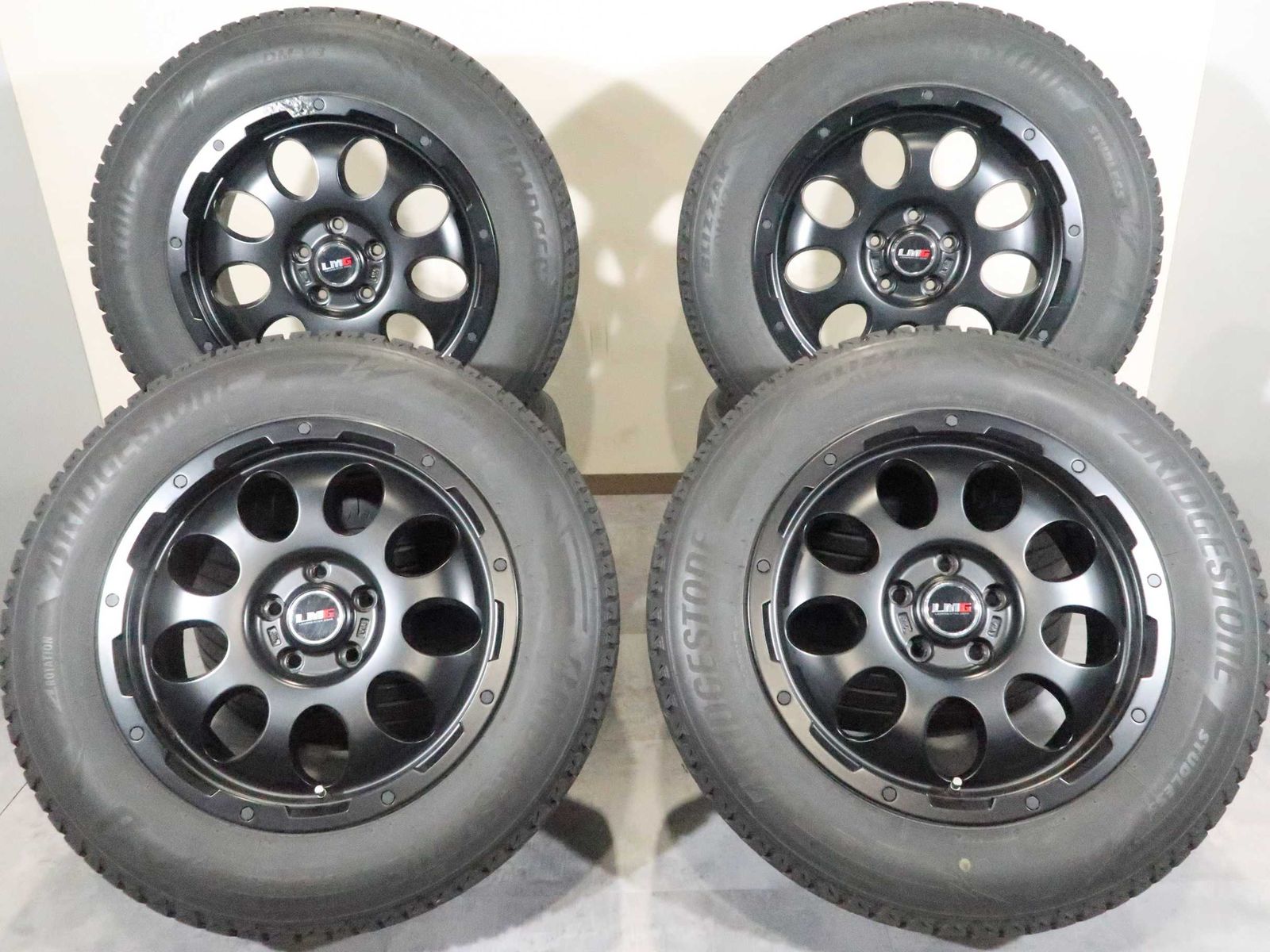 ハリアー RAV4 CX-5 アウトバック 等 4本 LMG CS-8 17インチ 7.5J +42