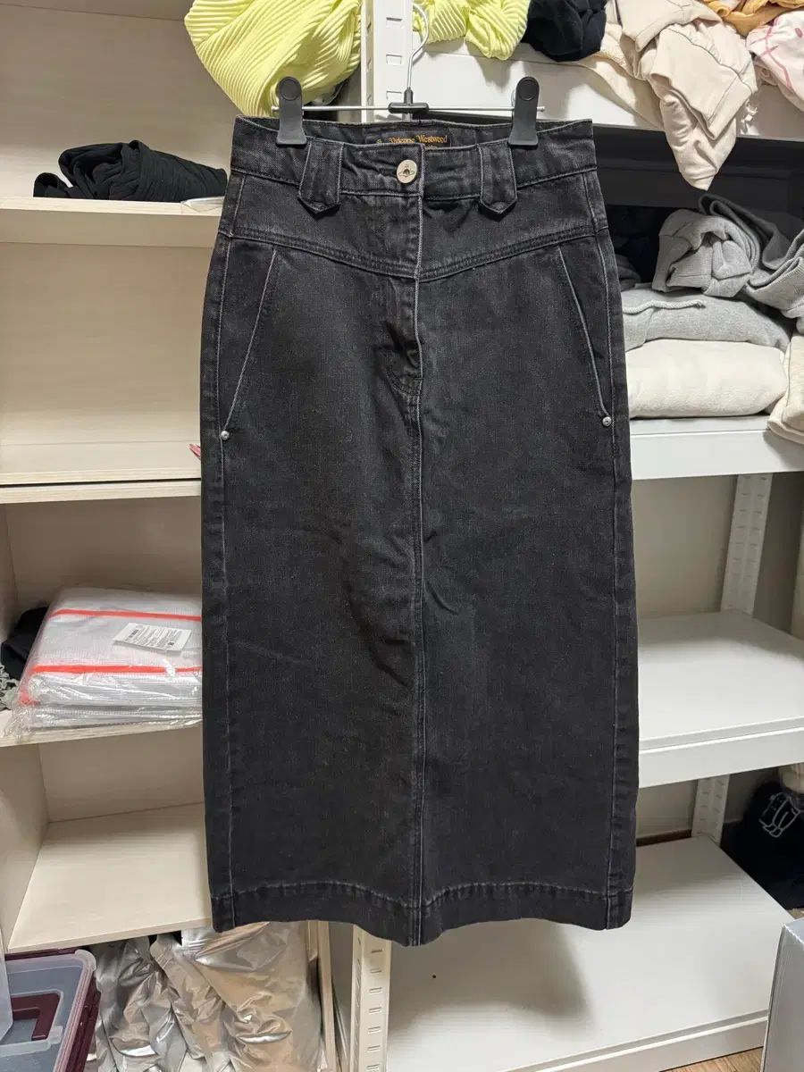 VIVIENNE WESTWOOD ANGLOMANIA ブラックデニムスカート 36 - メルカリ