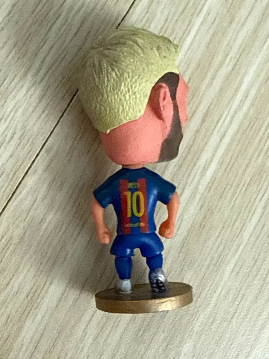 FCバルセロナ メッシ サッカー フィギュア - メルカリ