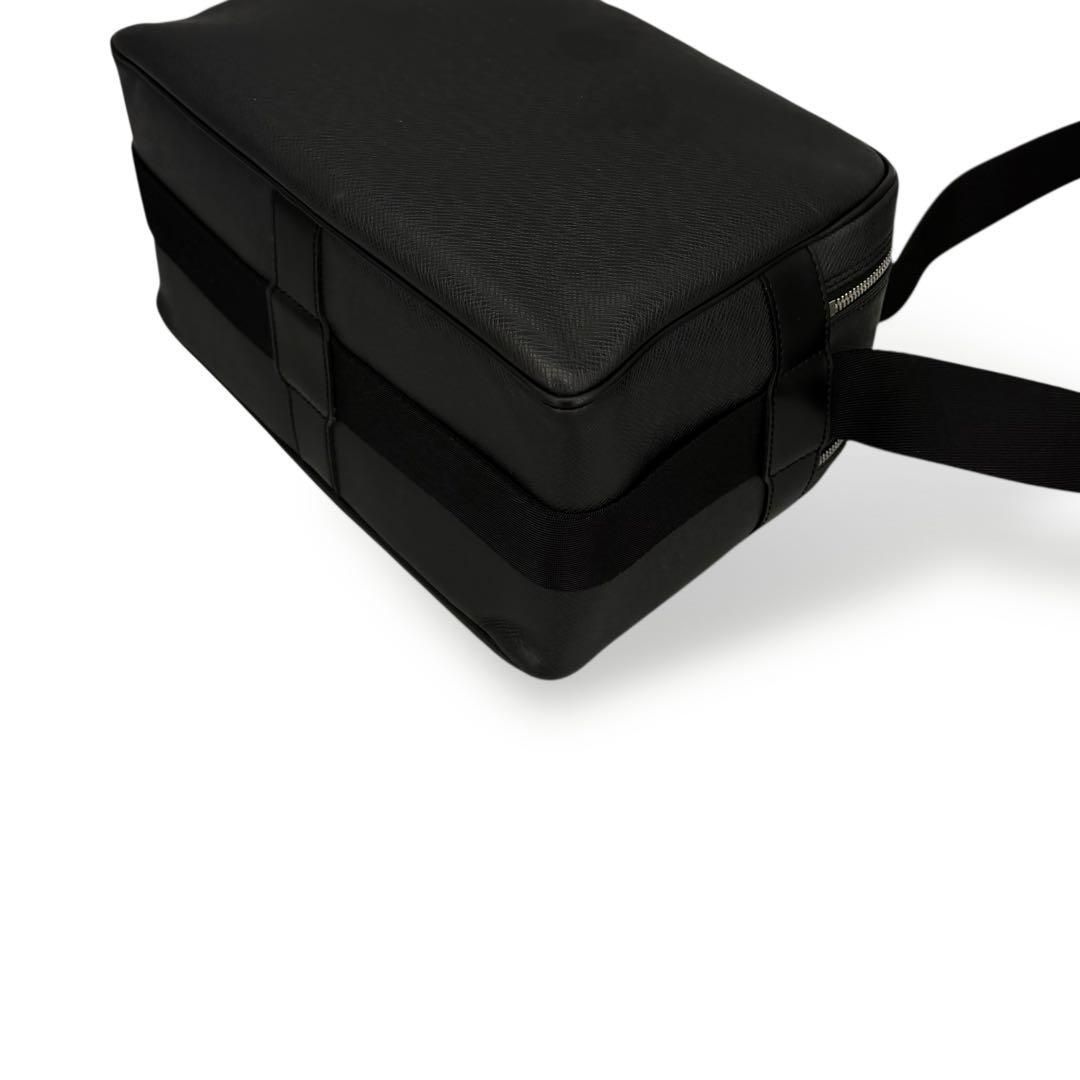 超極美品 LOUIS VUITTON ルイヴィトン タイガ リポーター ショルダー