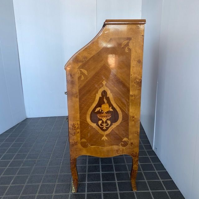 配送不可、現地引取のみ、リユース品】イタリア製 象嵌細工