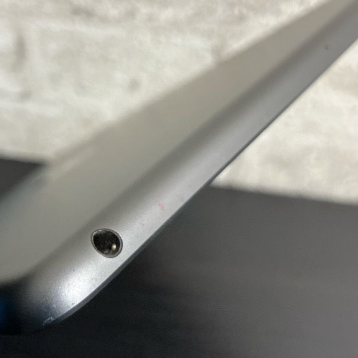 iPad 第7世代 32GB Wi-Fi バッテリー96% 訳あり - メルカリ